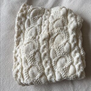 GAP Cream Cable Knit Scarf